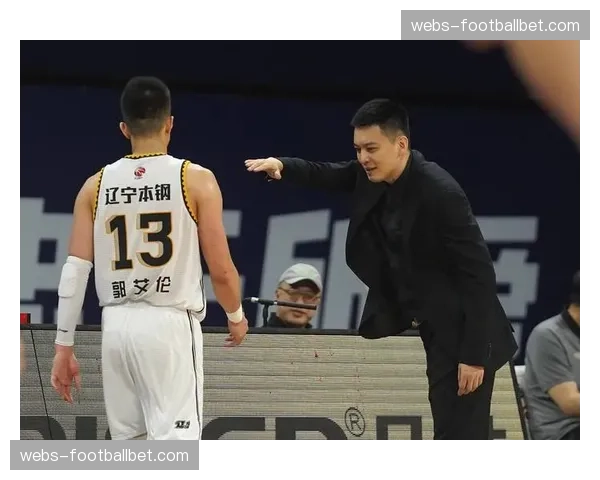 专访杨鸣:辽宁队如何在保持防守强硬的同时,优化由守转攻的发起速度 专访杨鸣:辽宁队如何在保持防守强硬的同时,优化由守转攻的发起速度